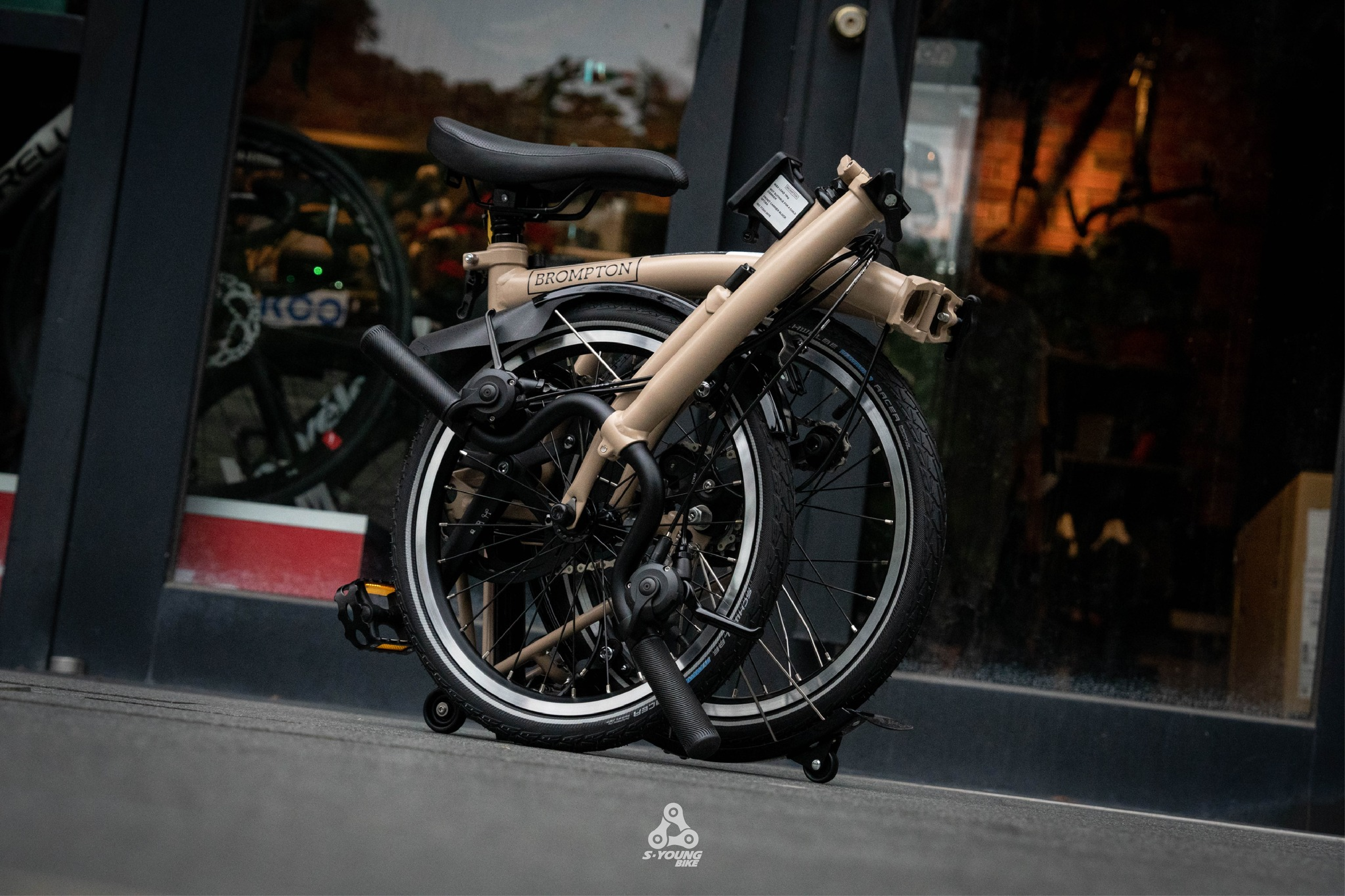 現貨【Brompton】C Line MY24 小布摺疊車 / 沙色 Dune Sand /M6L