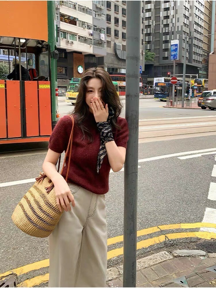 優雅感素面圓領短袖針織上衣S-L / 2色 (Elegant & Love)