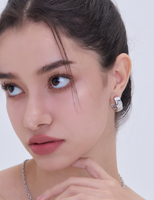 歐美百搭菱格。銀針耳環(銀)