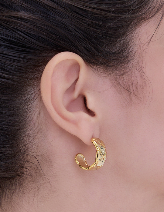 歐美百搭菱格。夾式耳環(金)