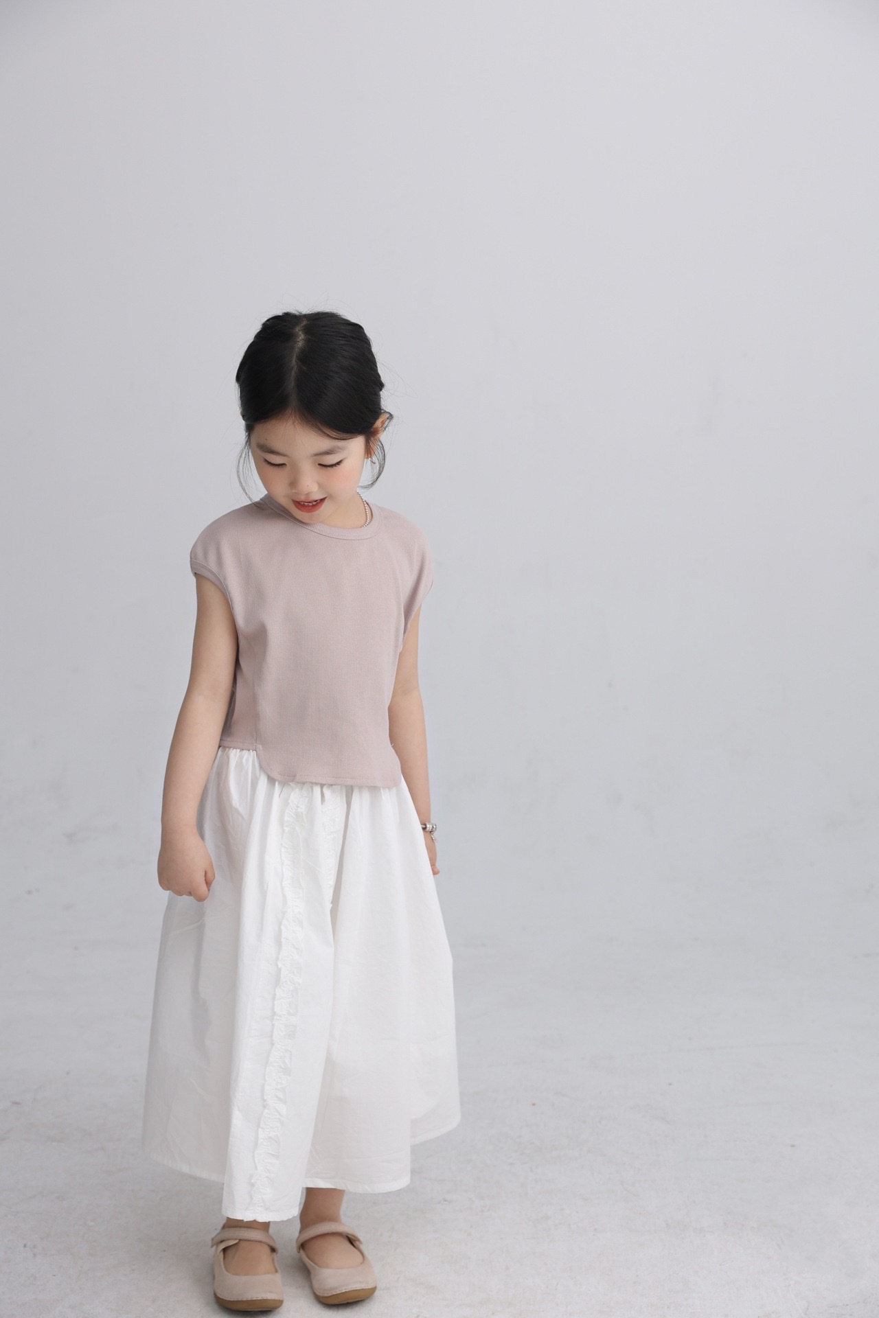 奶油白翩翩長裙