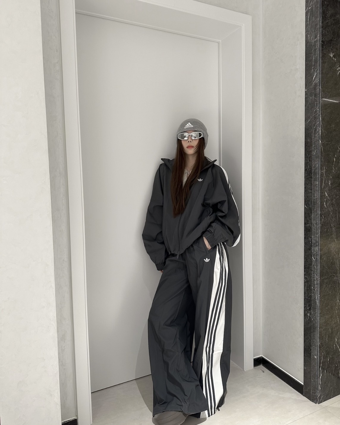 <寶怪雅賢同款🖤>Adidas Originals 巴黎世家 平替款 拉鍊外套 2穿  黑色 灰色