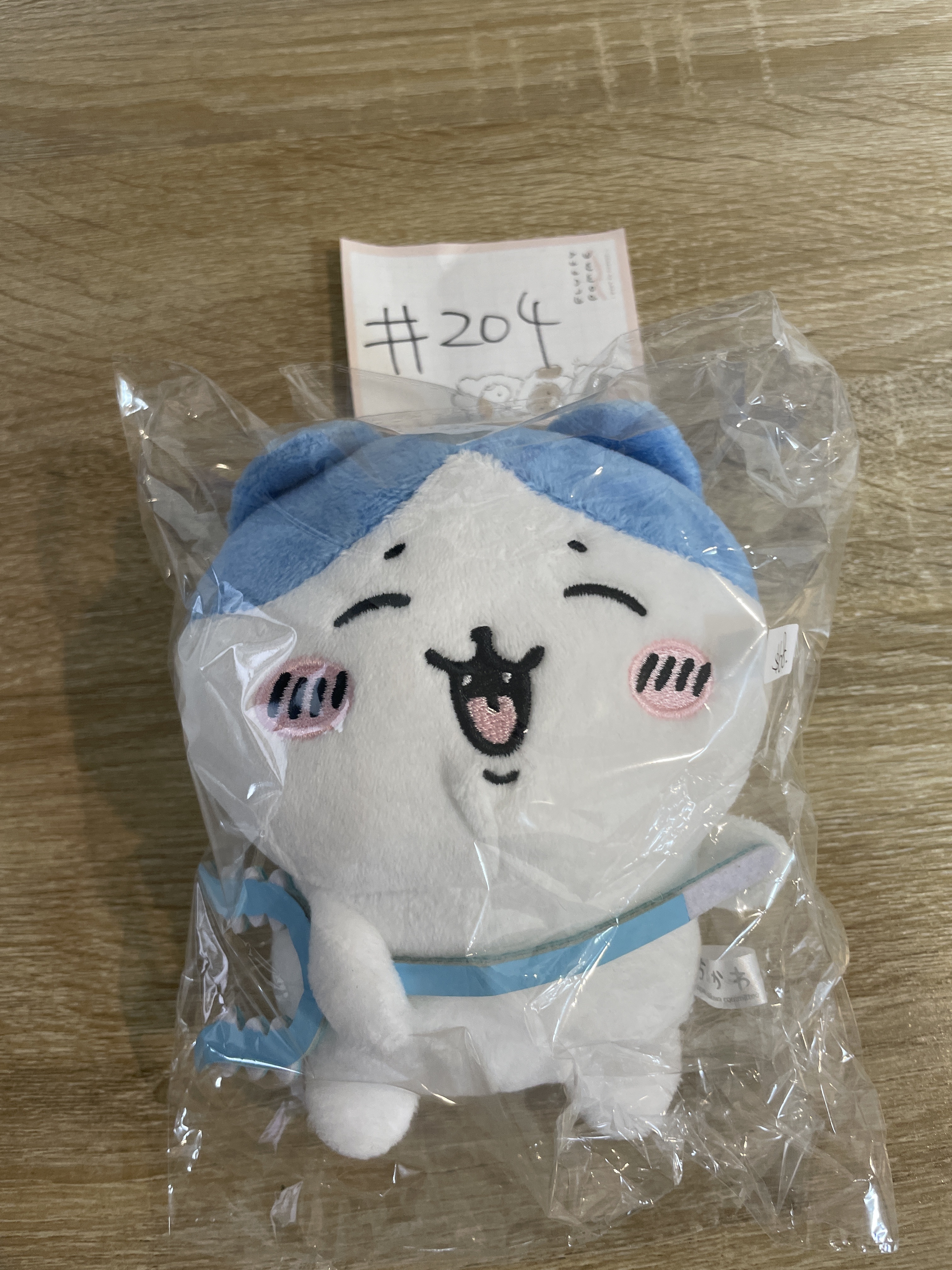 CHIIKAWA  八字貓 公仔#204