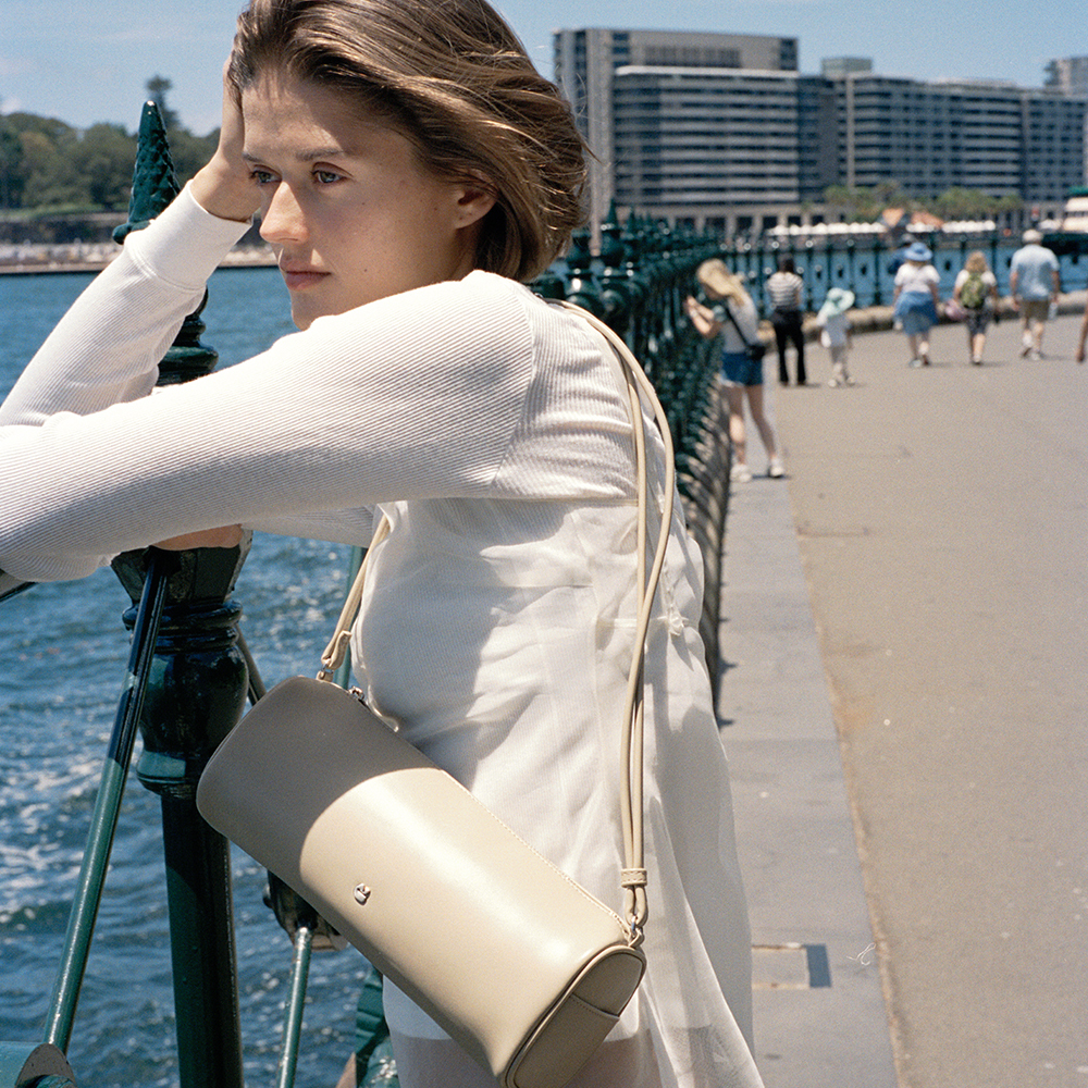 [01/12 - 14/12] CARLYN May Bag H75132010