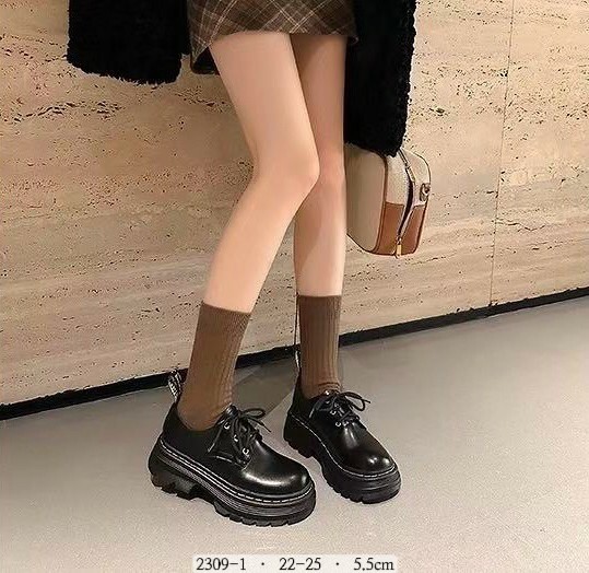 2309-1韓國真皮三孔低筒馬丁鞋