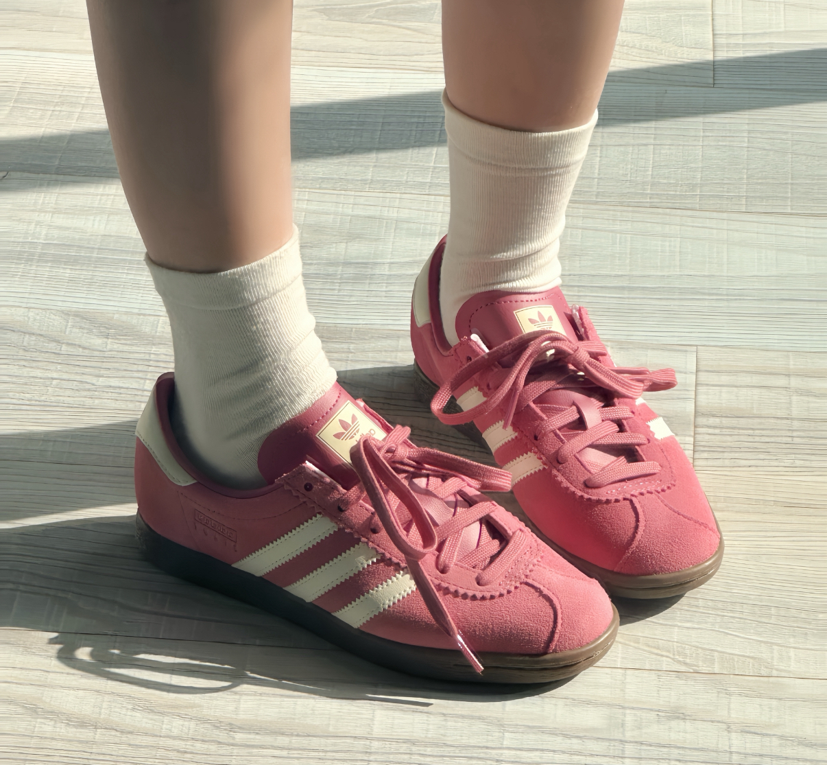 Adidas Originals Stadt 草莓熊 粉白色 麂皮 復古 德訓鞋 T頭鞋 JR9551/預購