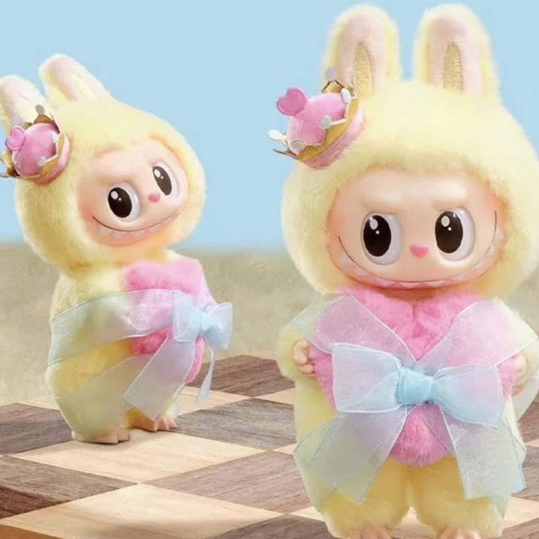 iSNEAKERS｜泡泡瑪特 POPMART THE MONSTERS Labubu 象棋大冒險系列 皇后 Queen 吊卡 吊飾 娃娃