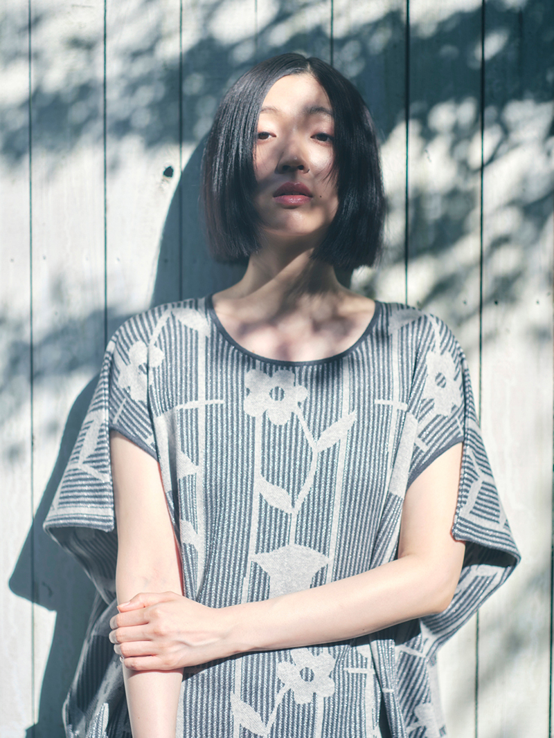 Hai'an Road Flower_ Square Midi Dress- Dark Gray