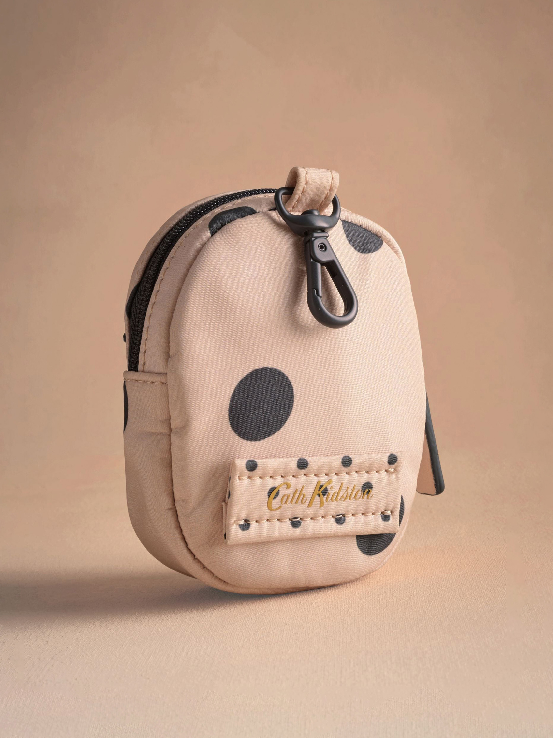 Pink Spot 扣環小馬甲零錢包