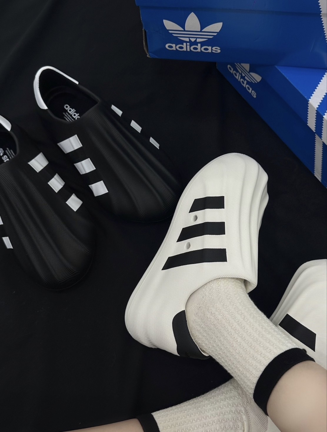 【OWN】Adidas Originals ADIFOM SUPERSTAR 懶人鞋 防水 一體成型 不分男女 黑色 白色 HQ8750 HQ8752