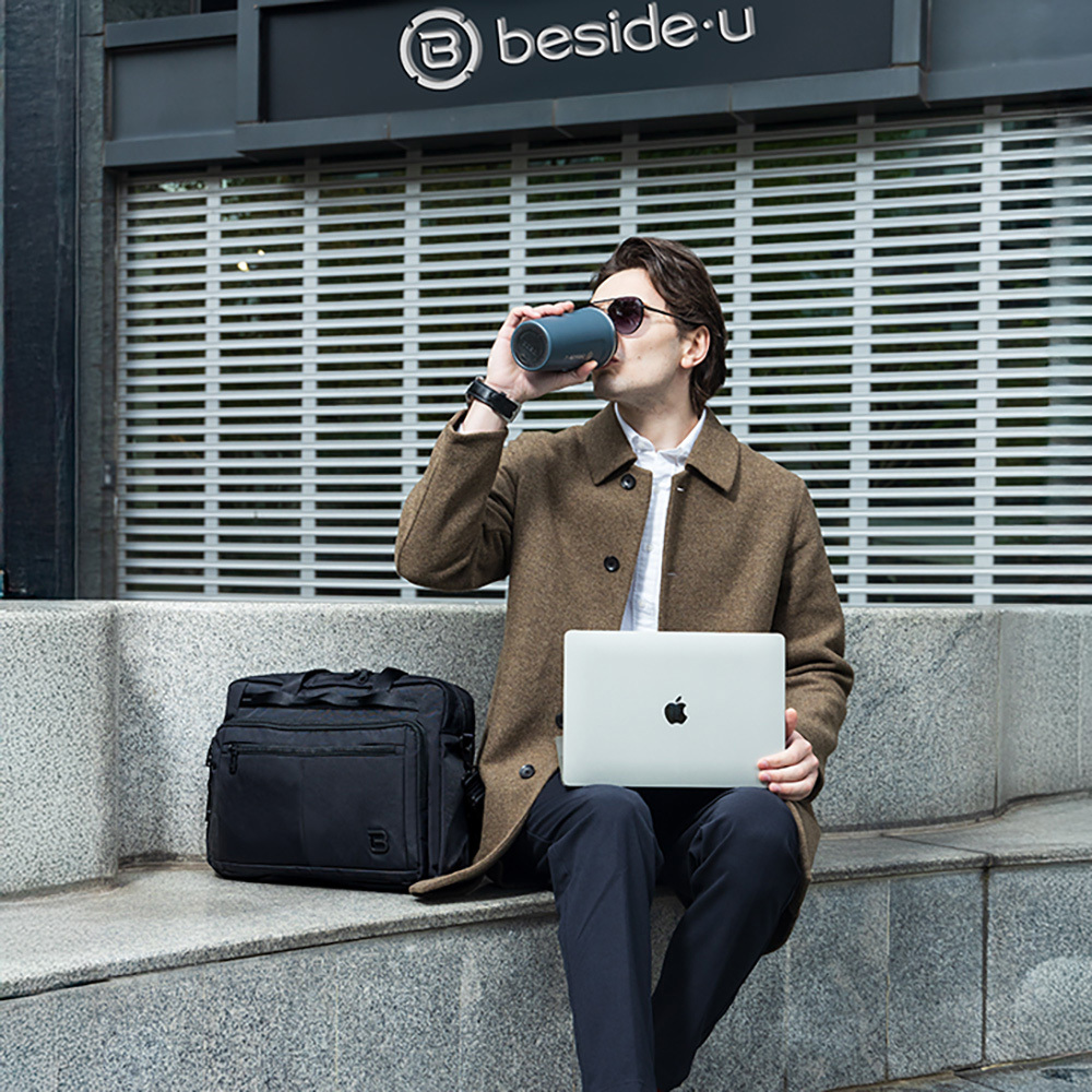 beside u RESOLVE 電腦包 BAPC2302