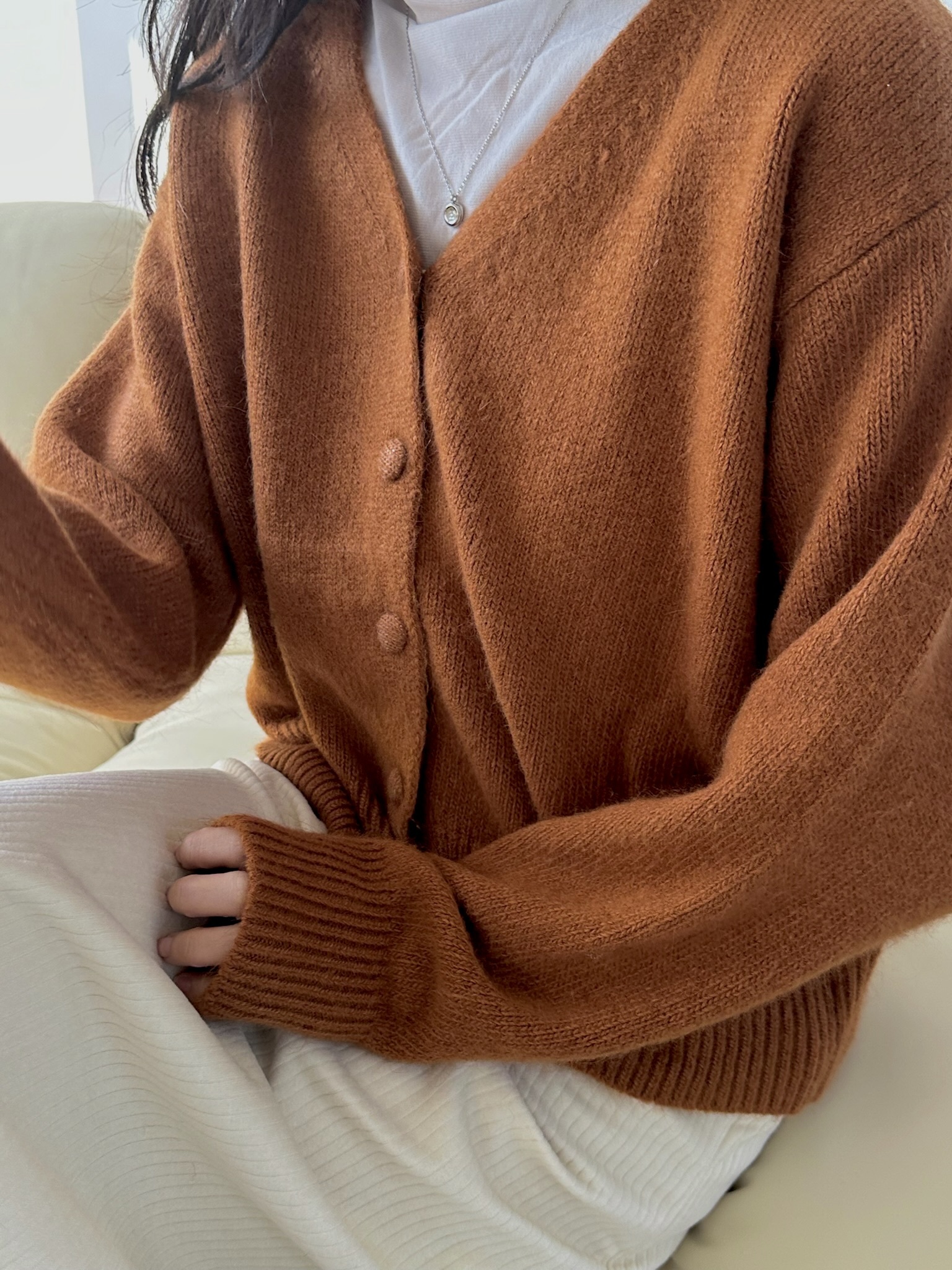 萌萌包釦針織衣