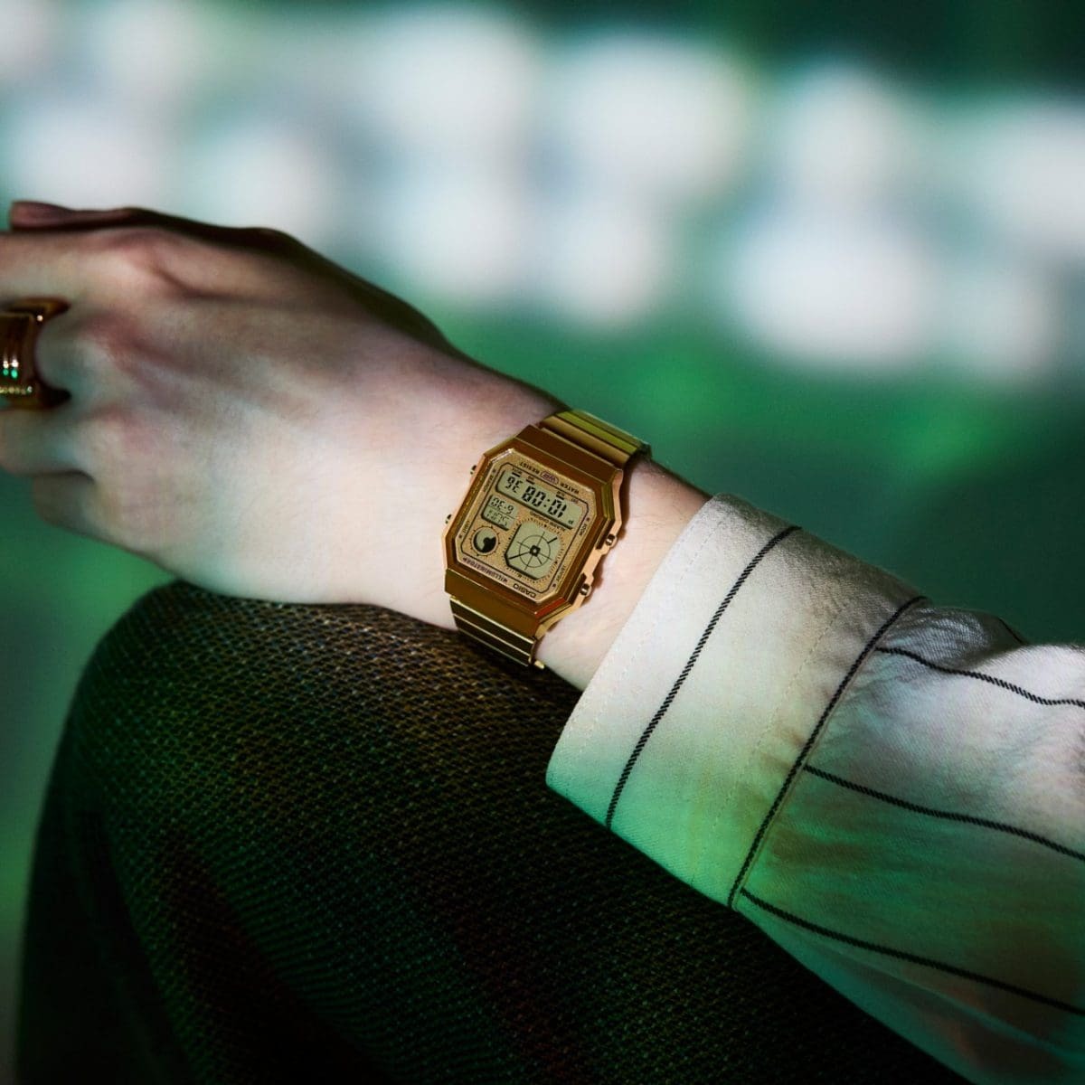 CASIO A130WEG-9A 金色 雙顯示 長方形 復古錶