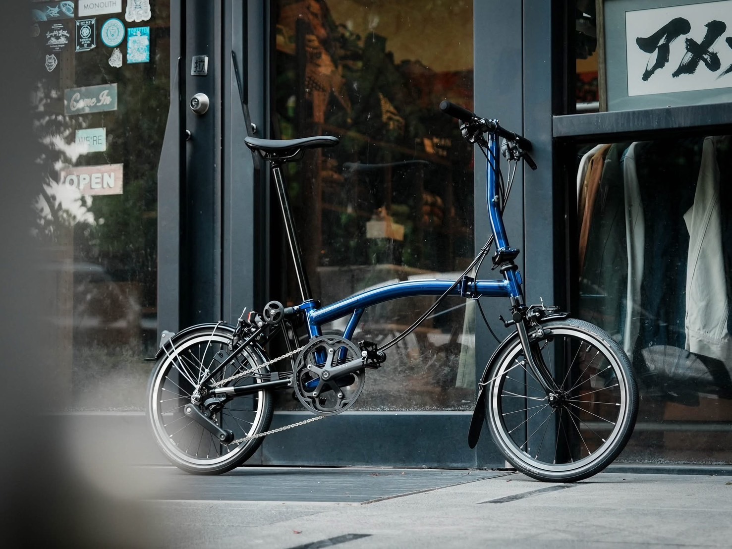 現貨【Brompton】MY24 P Line /藍清漆 Bolt Blue Lacquer/S12L