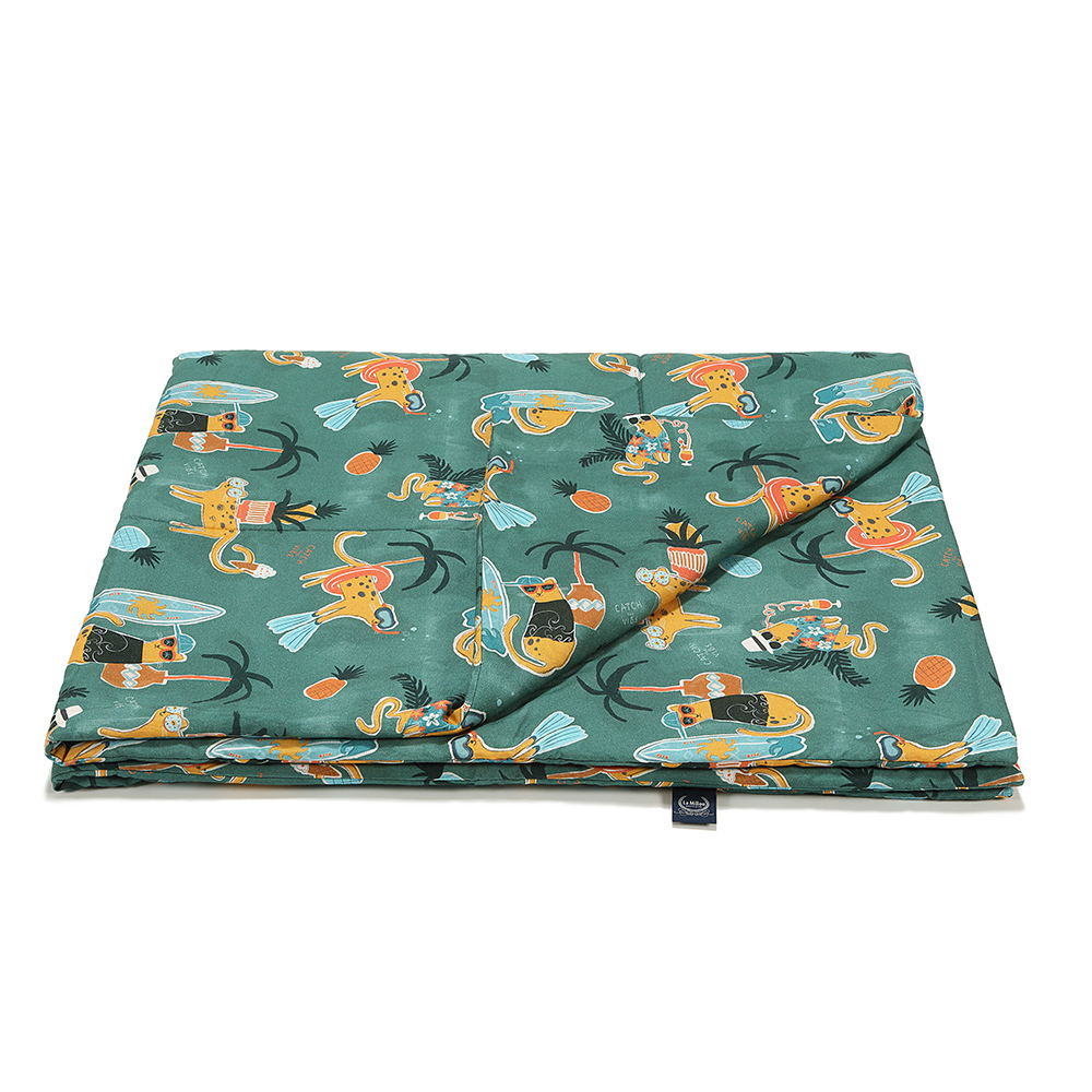 La Millou波蘭 竹纖涼感被(140x110cm)｜抗菌被｜無流蘇簡約質感｜石虎渡假中(綠底)