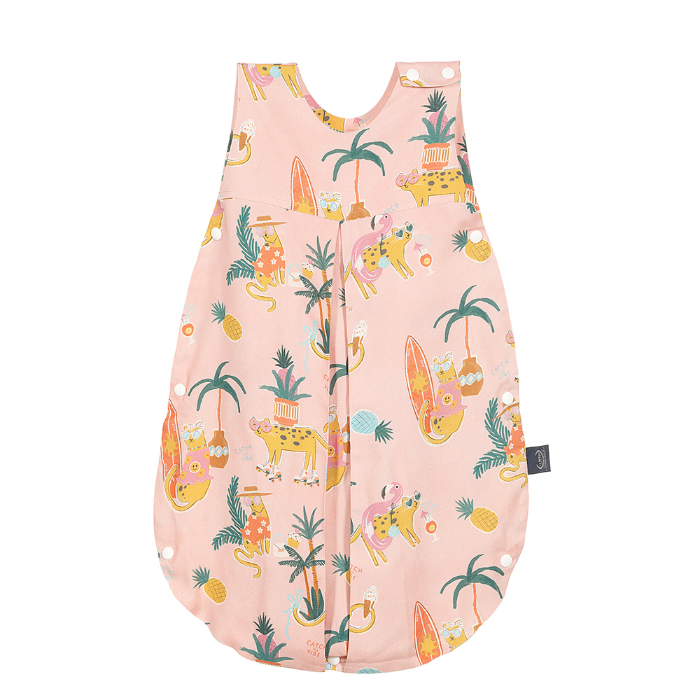 La Millou波蘭 抗菌竹纖涼感防踢被/防踢背心分腿扣(70cm)｜石虎渡假中(粉底)