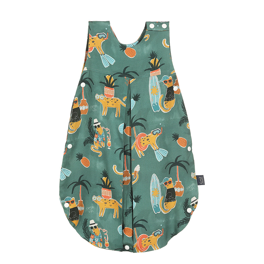 La Millou波蘭 抗菌竹纖涼感防踢被/防踢背心分腿扣(70cm)｜石虎渡假中(綠底)