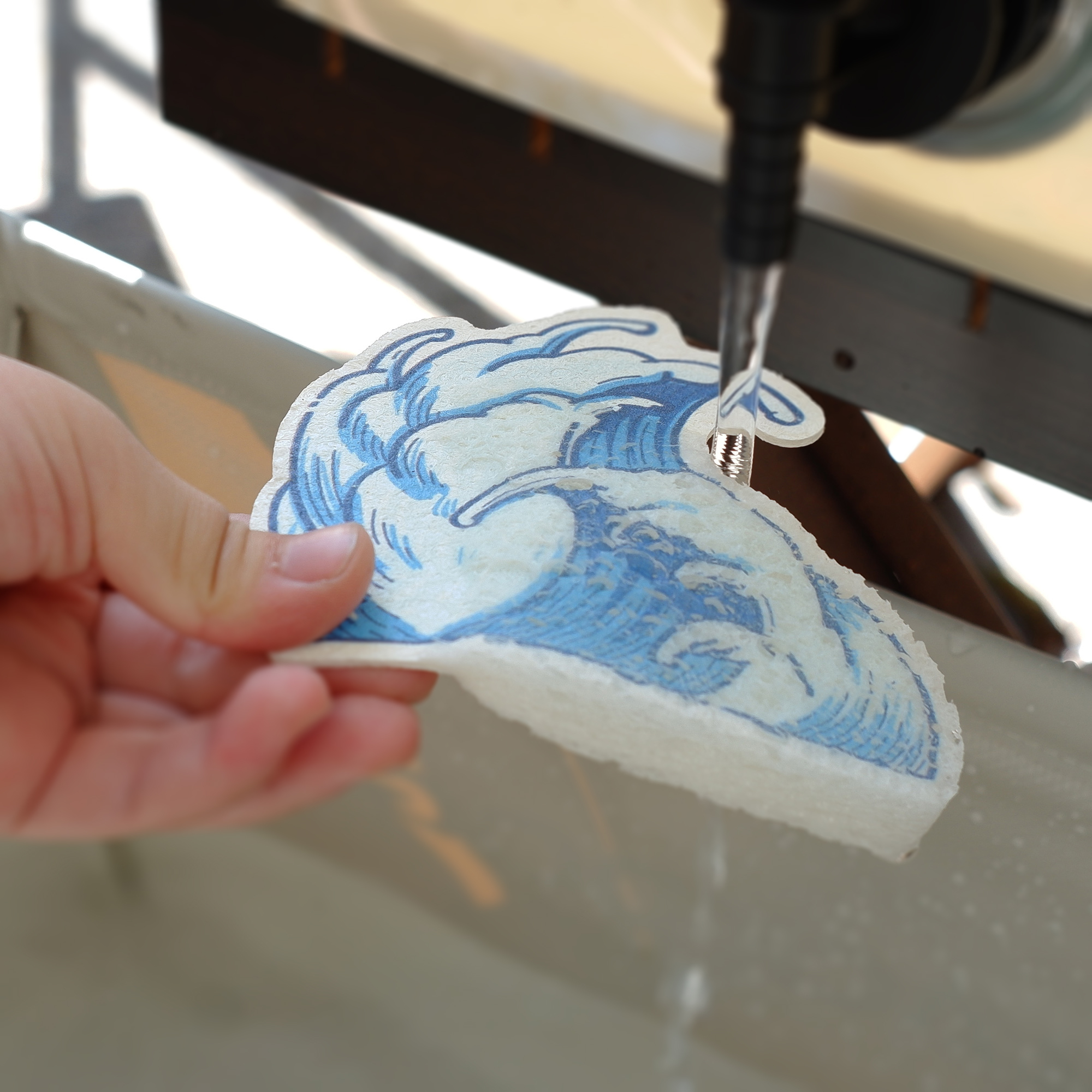 LEAFFY kanagawa waves natural cellulose pop up sponge - ishigaki teal