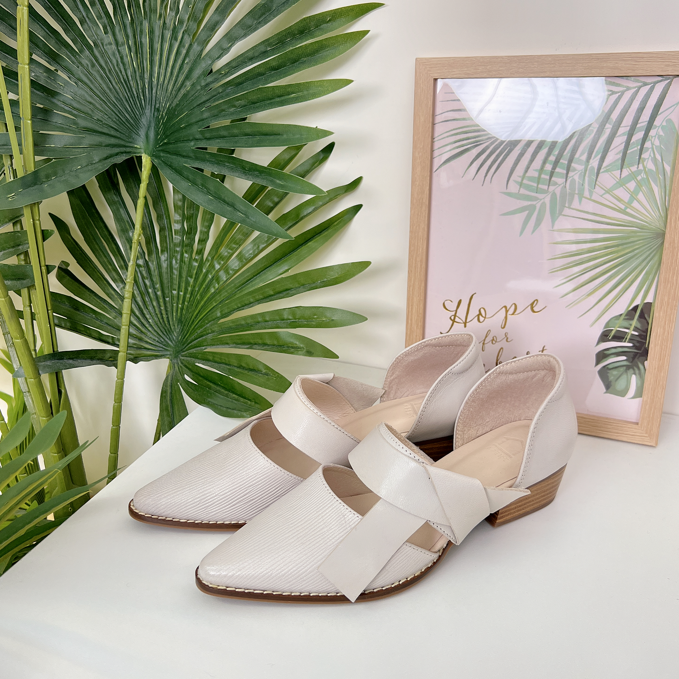 (S) 意大利羊皮粗帶尖頭鞋 (後高1.5吋) (偏大一碼 ) 631-88A - #2803