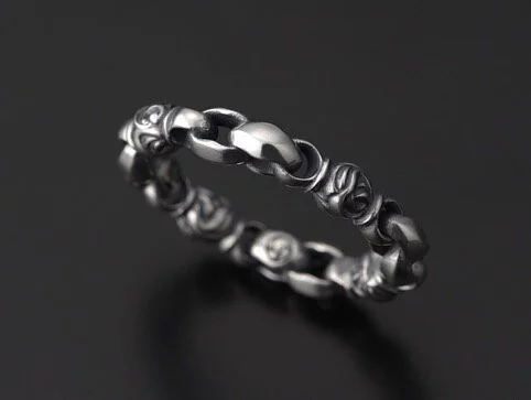 Mating Flight: Mini Silk Eagle & Barrel Ring