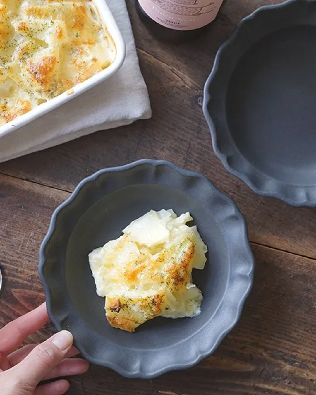 European style Retro round soup bowl black｜Mashiko ware