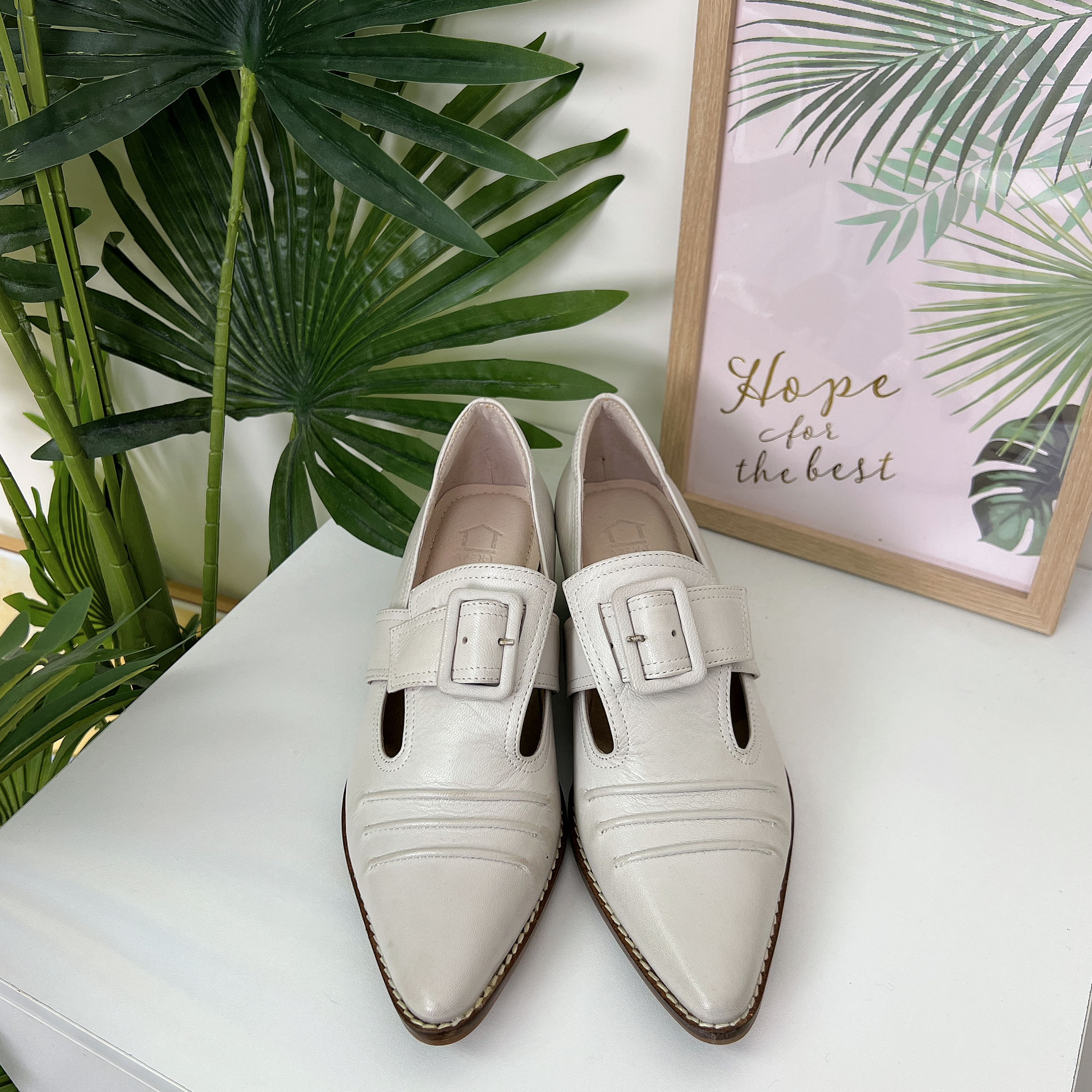 (E) 意大利羊皮BELT扣尖頭鞋 (後高1.5吋) (正常碼) 631-39 #2803