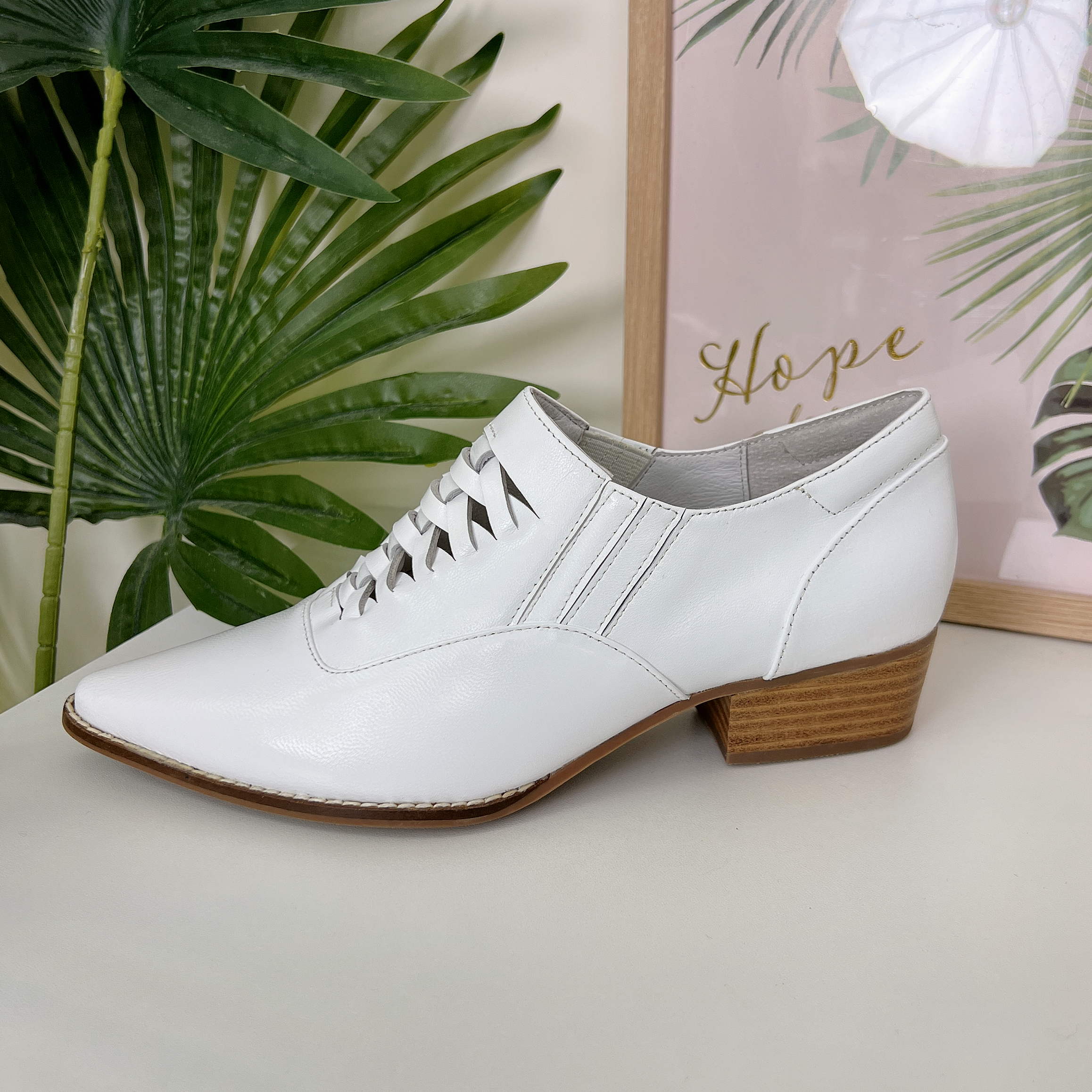 (M) 意大利羊皮編織尖頭鞋 (後高1.5吋) (正常碼 ） 631-48 #2803