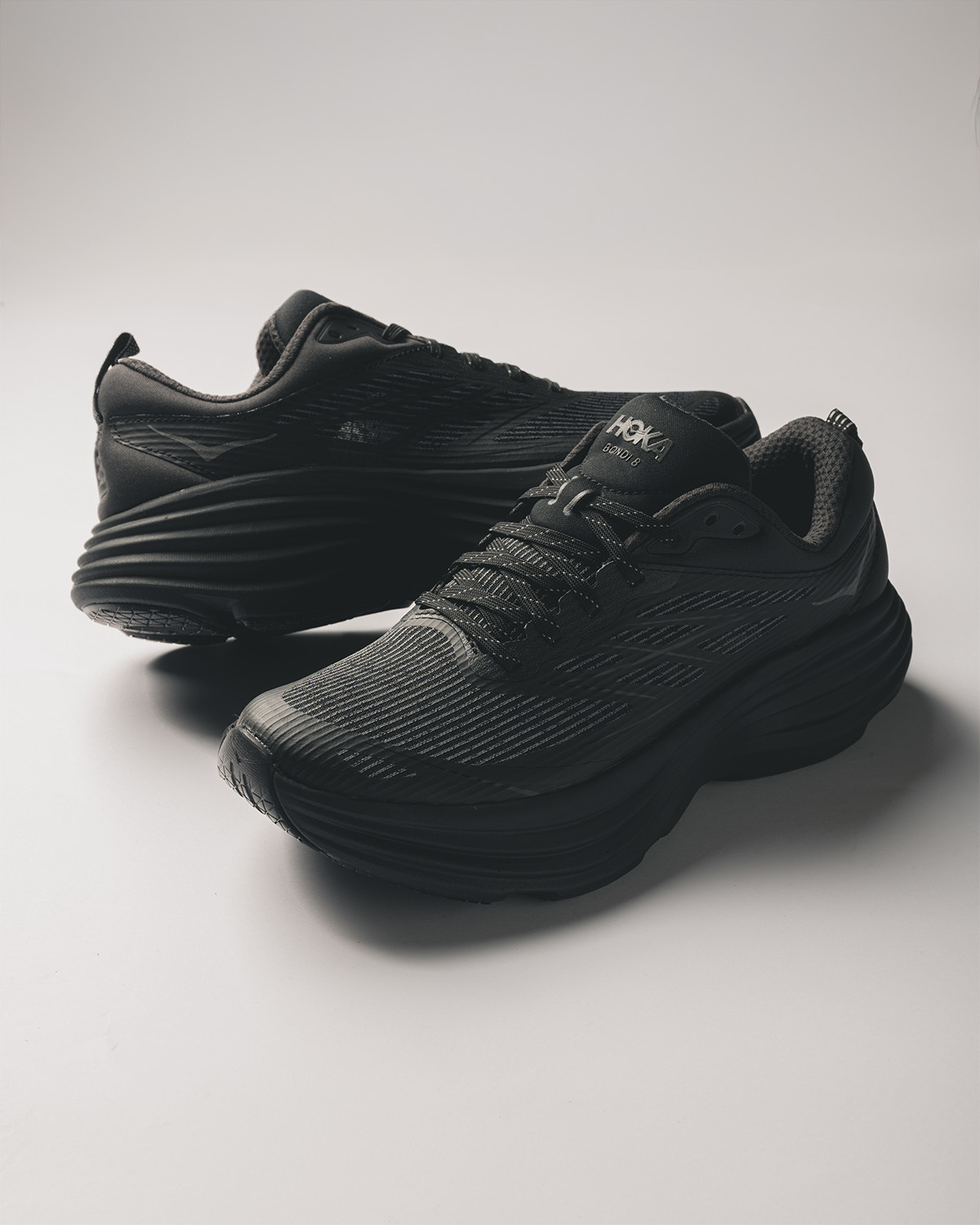 [現貨] HOKA Stealth/Tech Bondi 8 Caged | BLACK