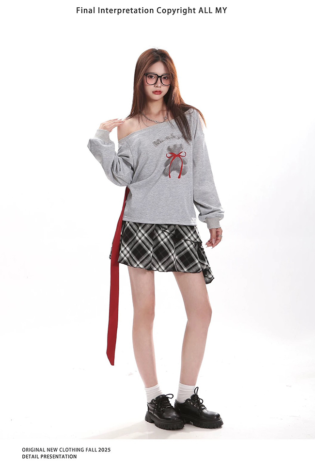 快來拆我吧!蝴蝶結綁帶露肩上衣-少量現貨