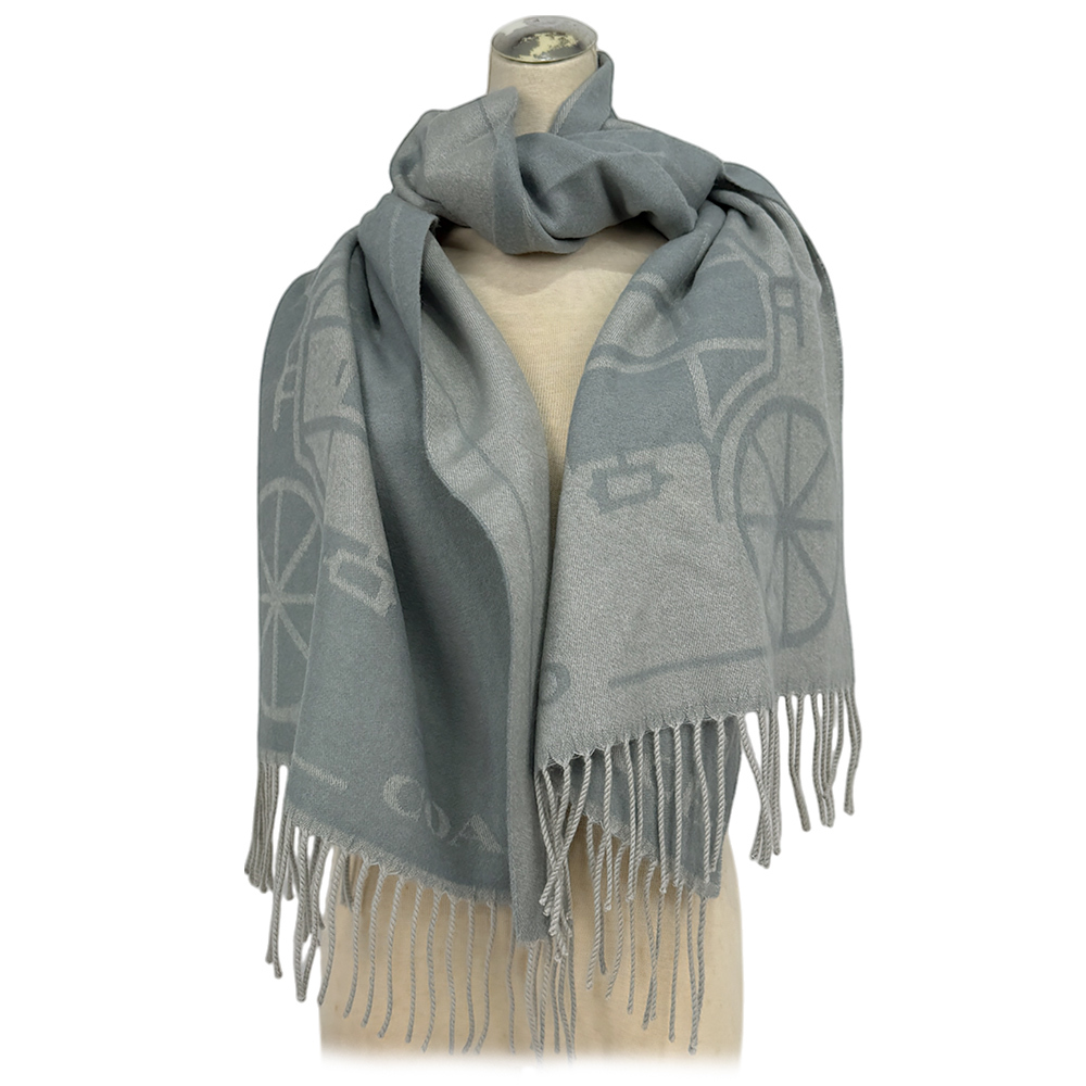 【COACH】馬與馬車圖案羊毛及羊絨長版圍巾(灰藍色)CU808 N19