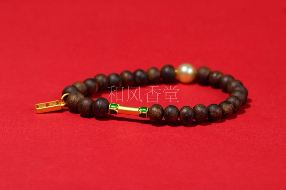 Water-sinking Vietnamese agarwood bracelet