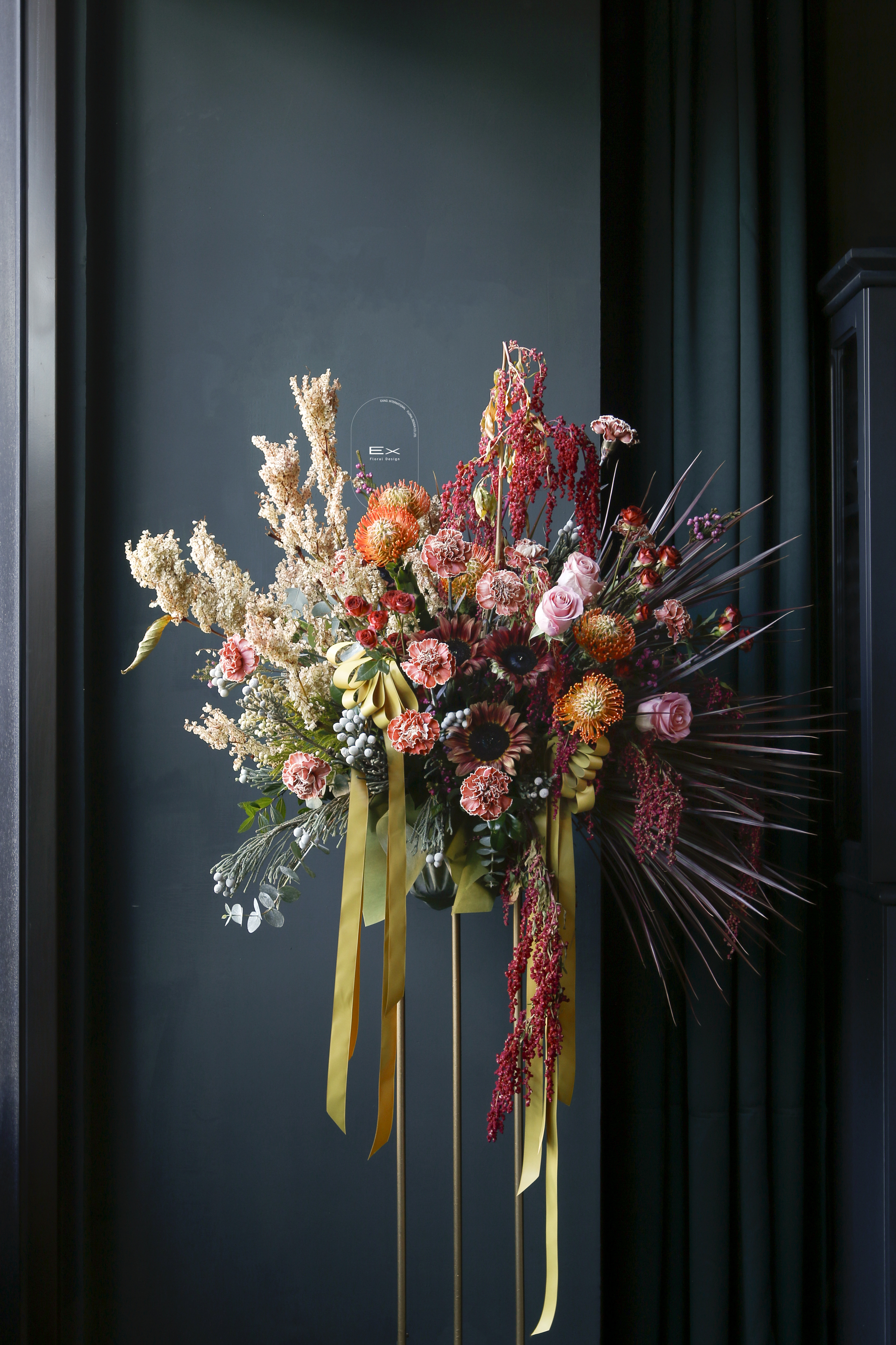 燦若煙花｜藝術花柱 綻放永恆之美