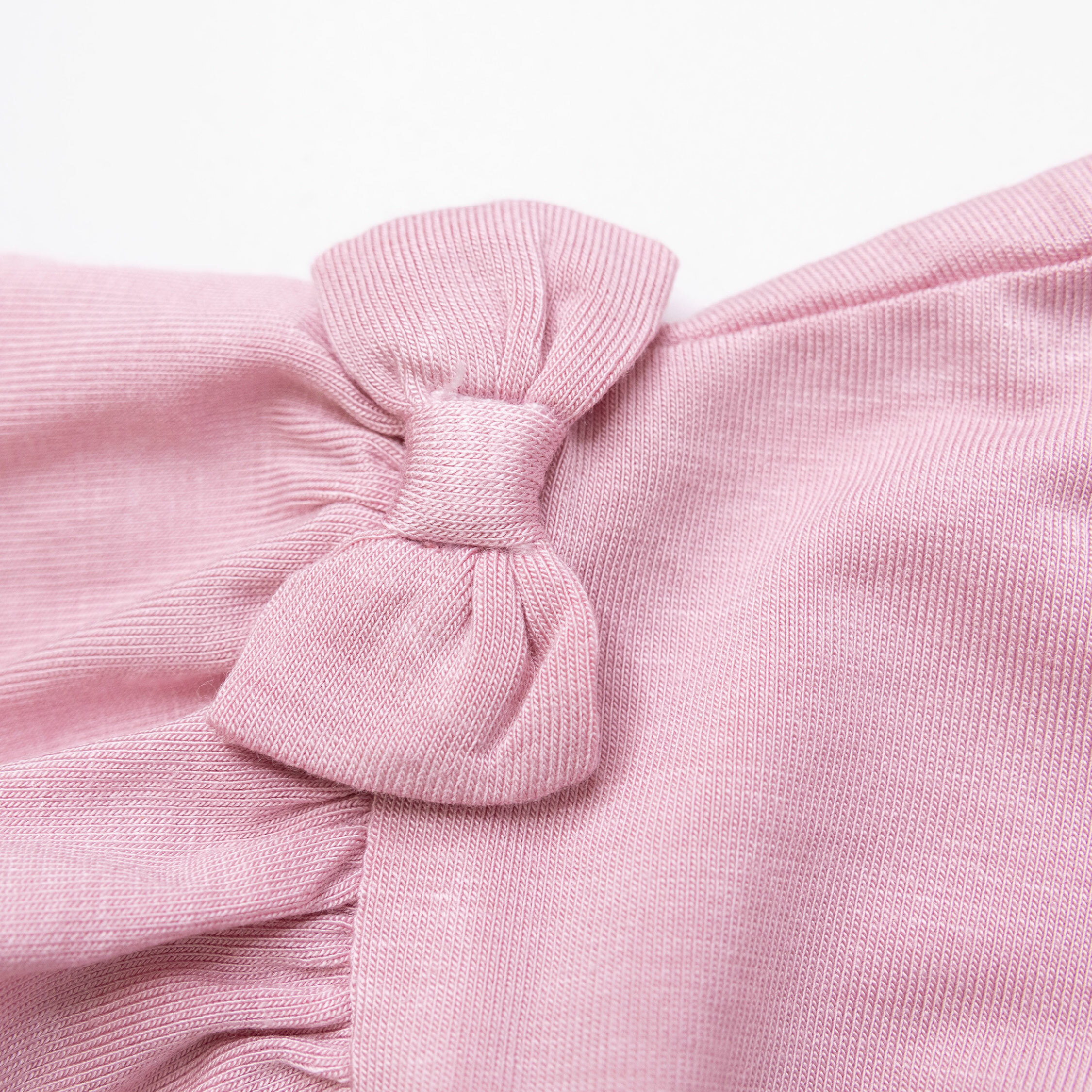 波紳士【22023】花朵兔兔蝴蝶結荷葉袖上衣＊二色