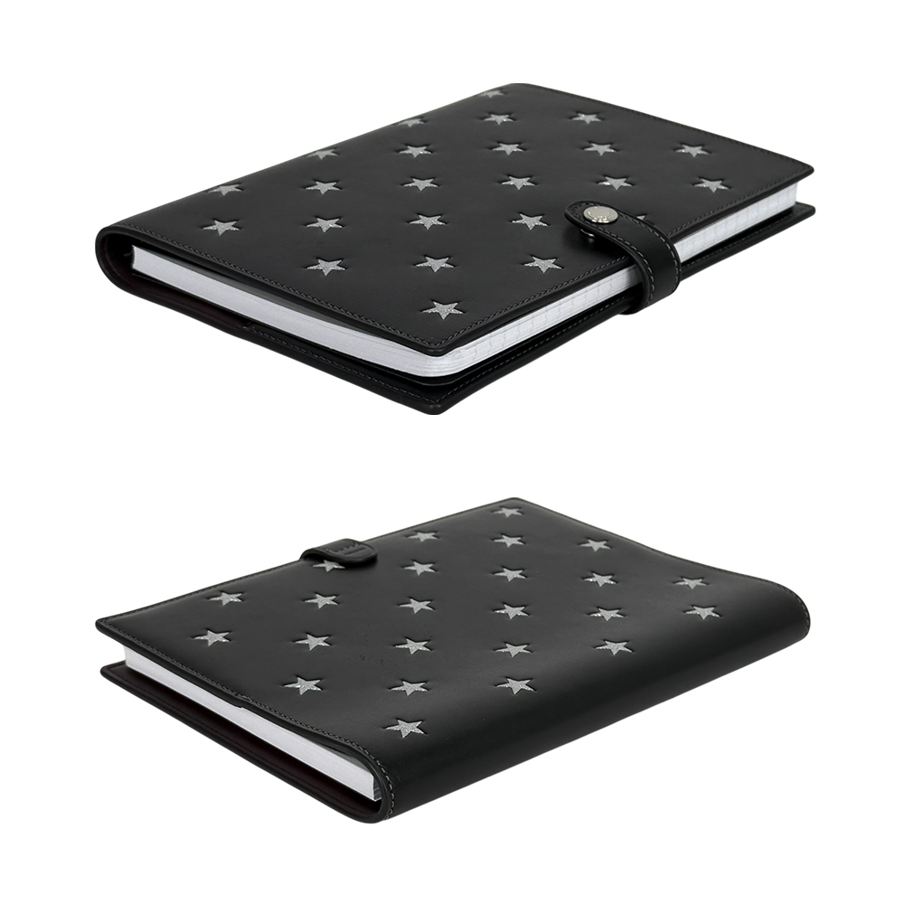 【COACH】銀色星星圖案小牛皮筆記本/記事本(黑色)CW545 SVA47