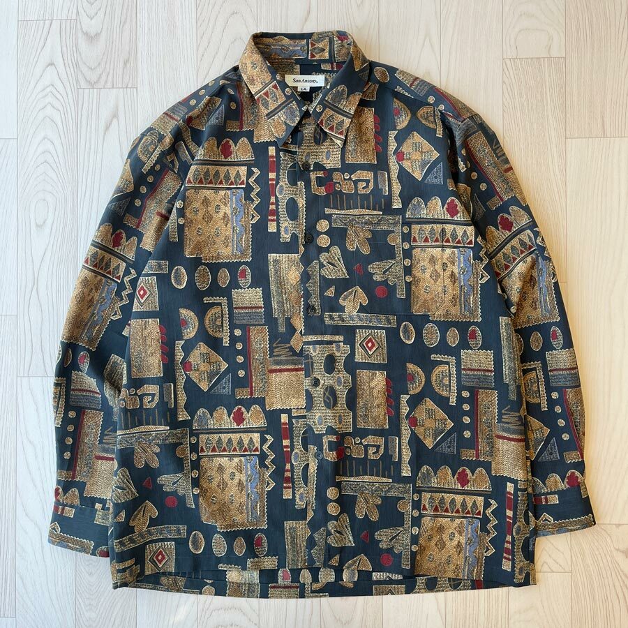 San Ansony日本製黑色配啡紅色圖案長袖恤衫