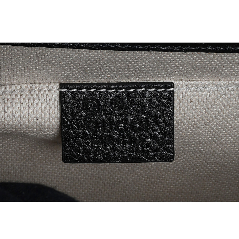 【GUCCI】Marmont 金色標誌粒紋皮革肩背/斜背二用鍊包(黑色)779790 A7M0T 1000