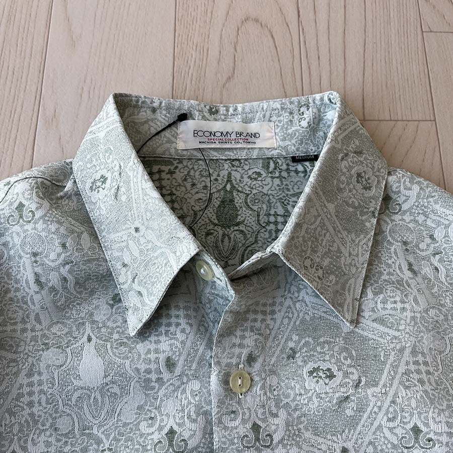 Economy Brand 淺綠色花紋長袖花恤