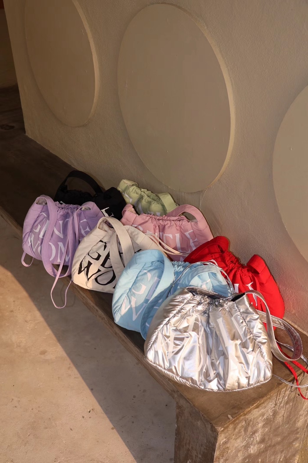 【現貨】  泰國代購 Gentlewoman 水餃包 蓬鬆雲朵包 肩背包 無微波包裝