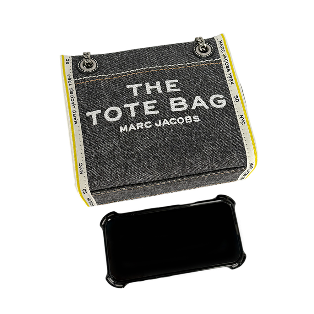 【MARC JACOBS】棉質牛仔布鏈帶肩背/斜背托特包(黑色)2F4HCR016H05 965