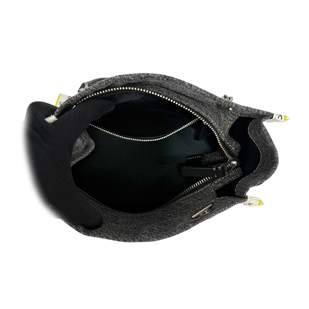 【MARC JACOBS】棉質牛仔布鏈帶小款托特包/肩背包(黑色)2F4HTT029H05 965