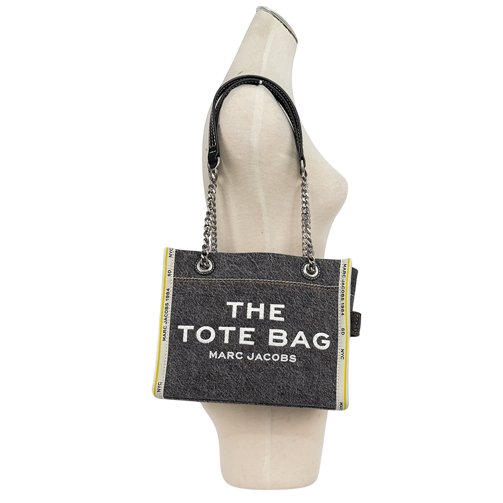 【MARC JACOBS】棉質牛仔布鏈帶小款托特包/肩背包(黑色)2F4HTT029H05 965