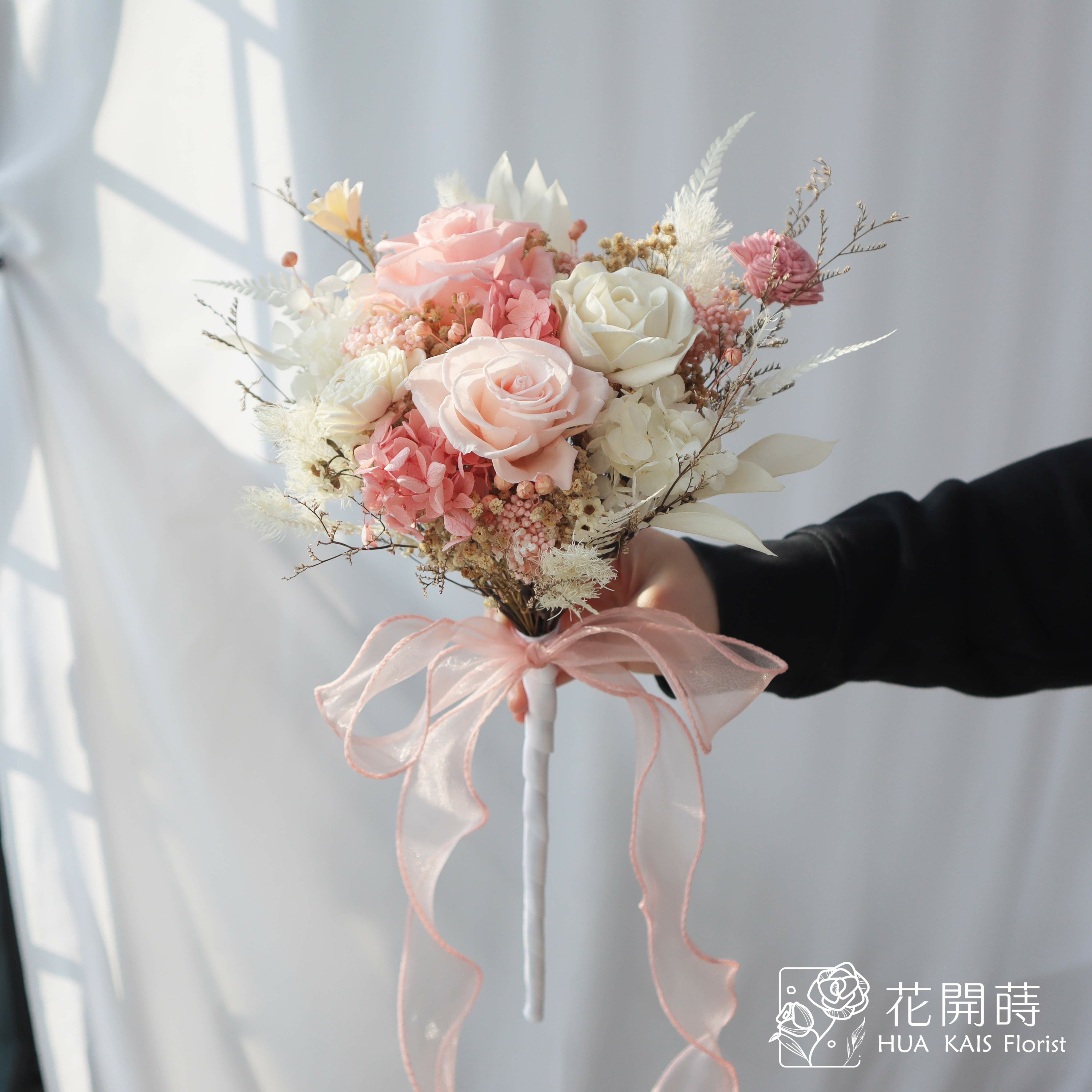 新娘捧花|粉白色新娘捧花|永生花捧花|外拍捧花|韓式捧花|小資捧花|粉色捧花|捧花|永生捧花