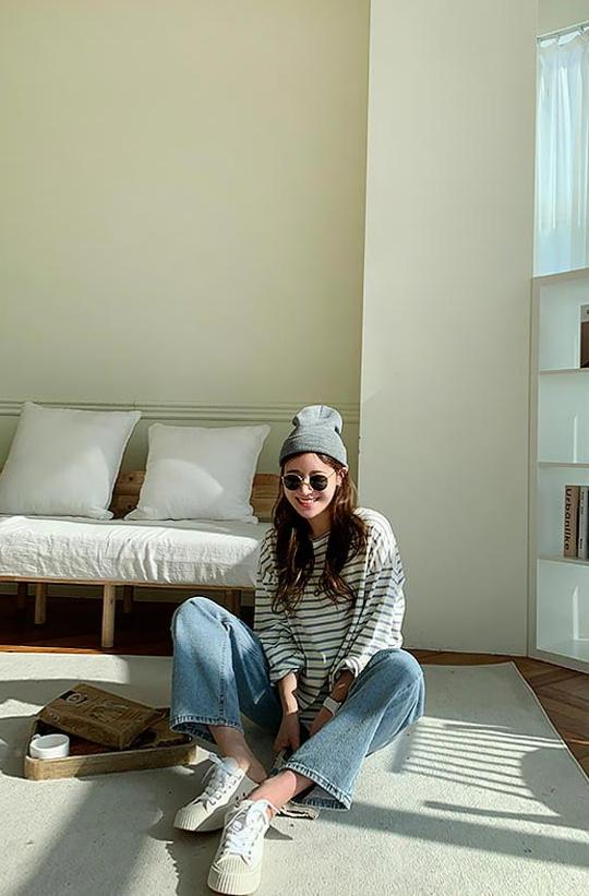 鬆身幼間長袖上衣(淺藍色)