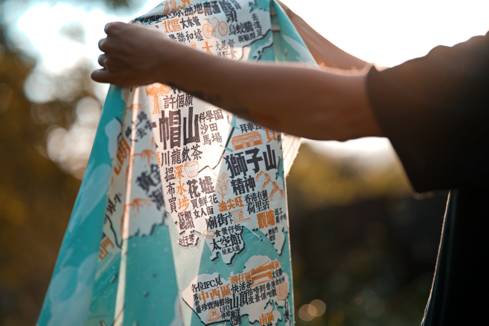 鐵皮工作室 香港地圖 (中文版) - 鐵盒裝