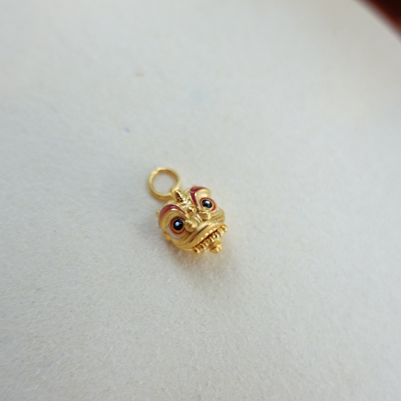 999足金手繪琺瑯系列- 舞動醒獅頭吊墜/掛件