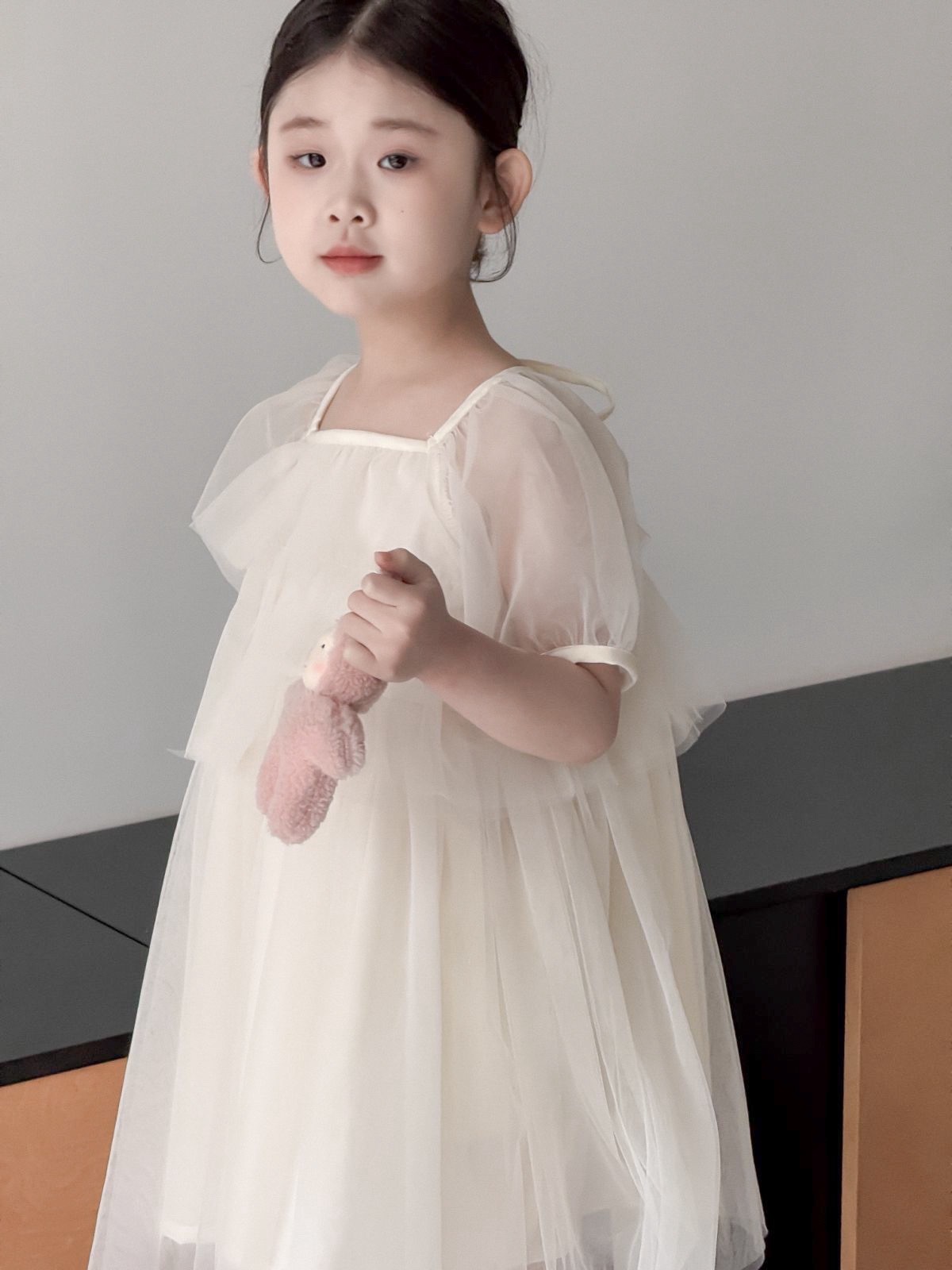 澎澎袖網紗洋裝