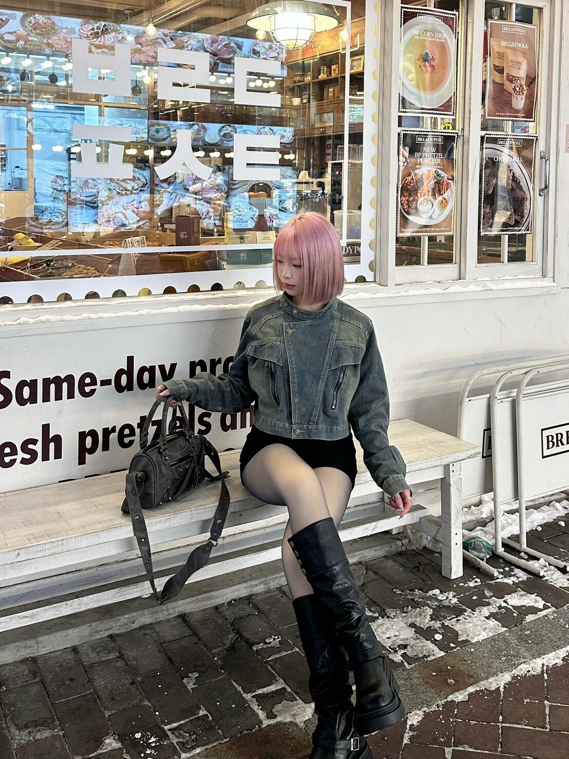 一件兩穿☑️ 牛仔機車短版外套