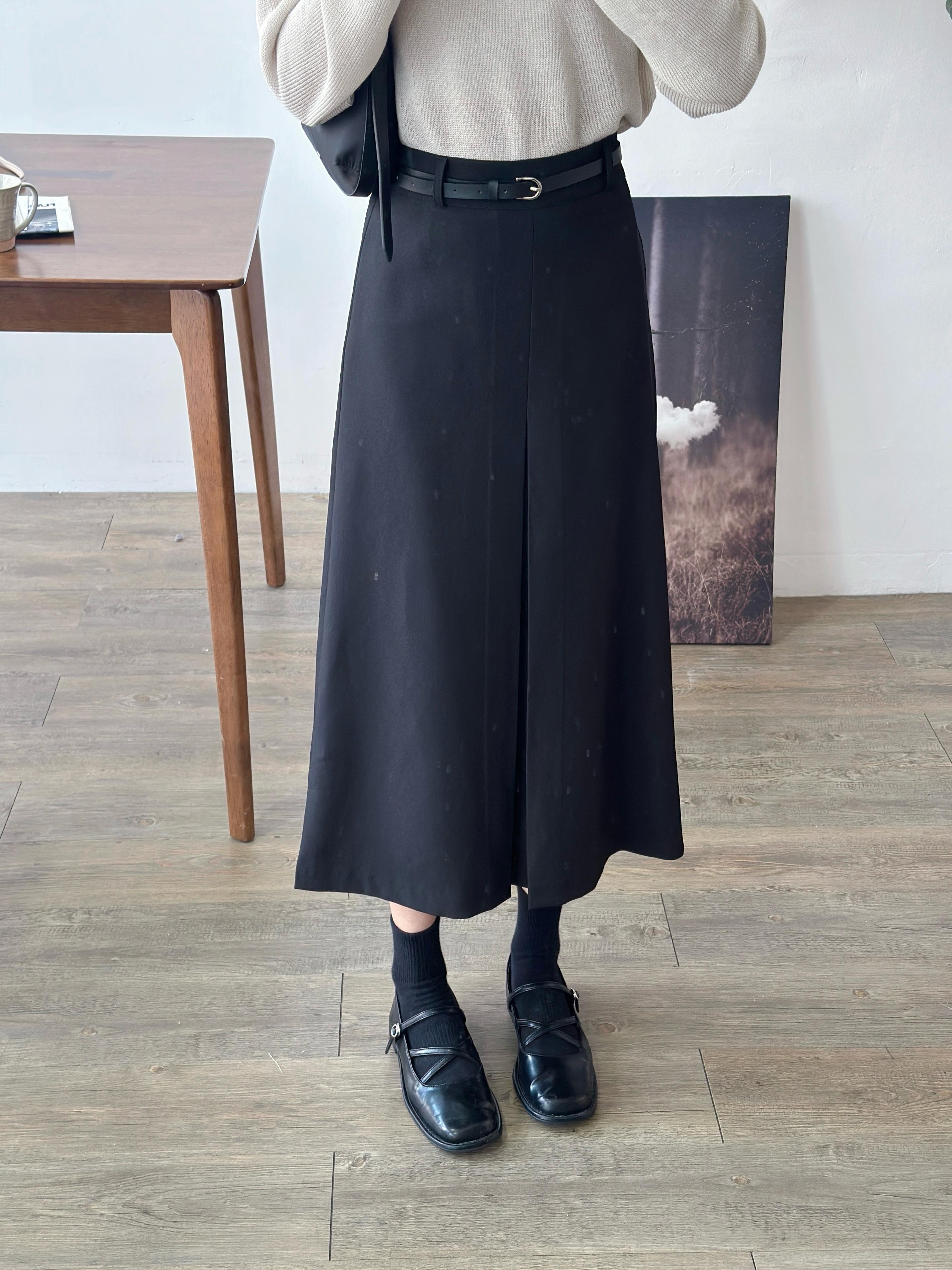 KR030 前打摺連BELT西裝料半截裙-2色