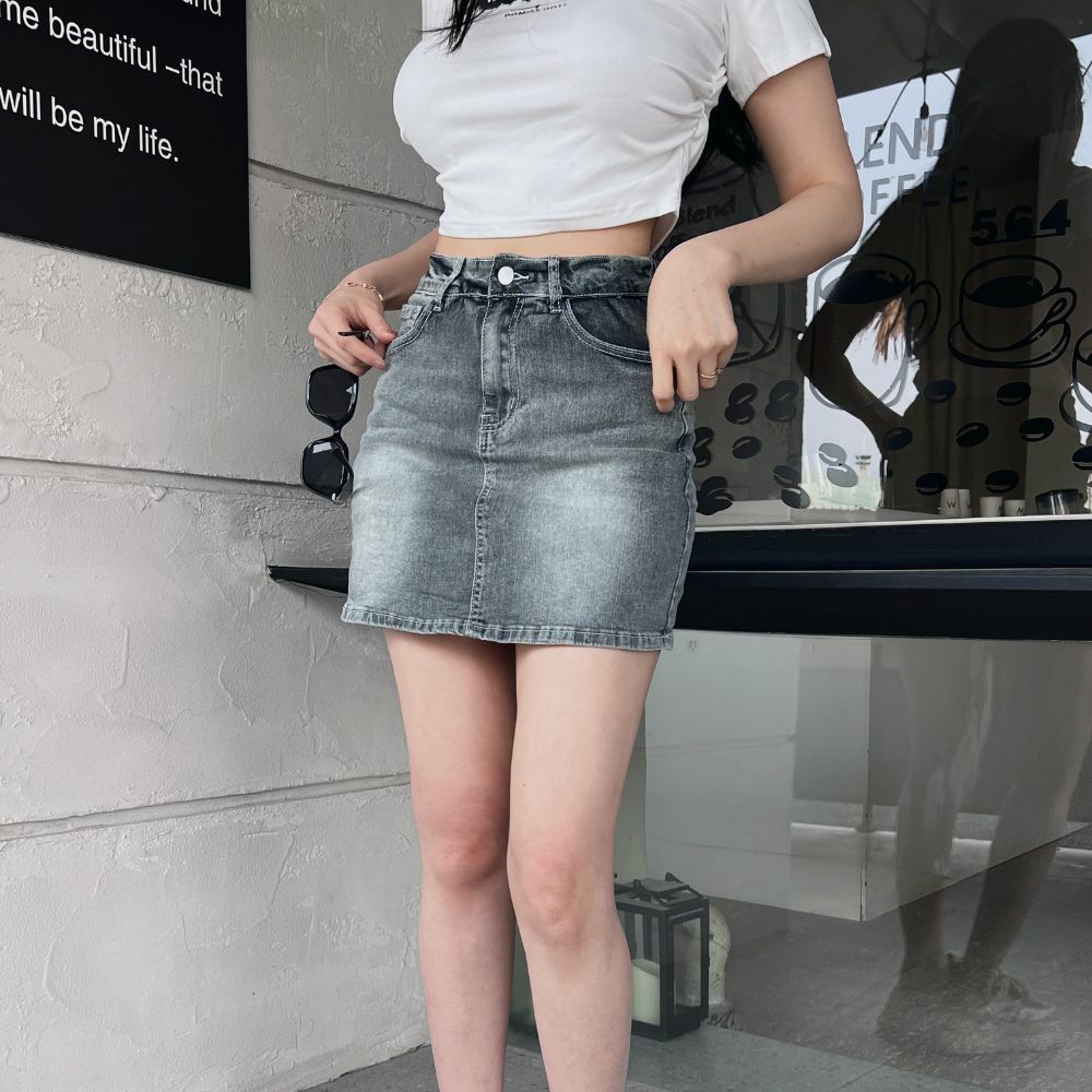 【冷白皮岩石灰】DOMISS刷色牛仔裙S-L! 彈性帶安全褲 (現貨)