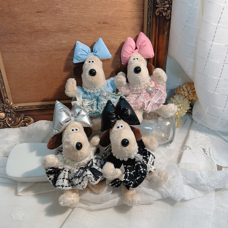 《02200》小香風毛呢裙裙掌門狗吊飾